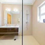 Villa Dia *